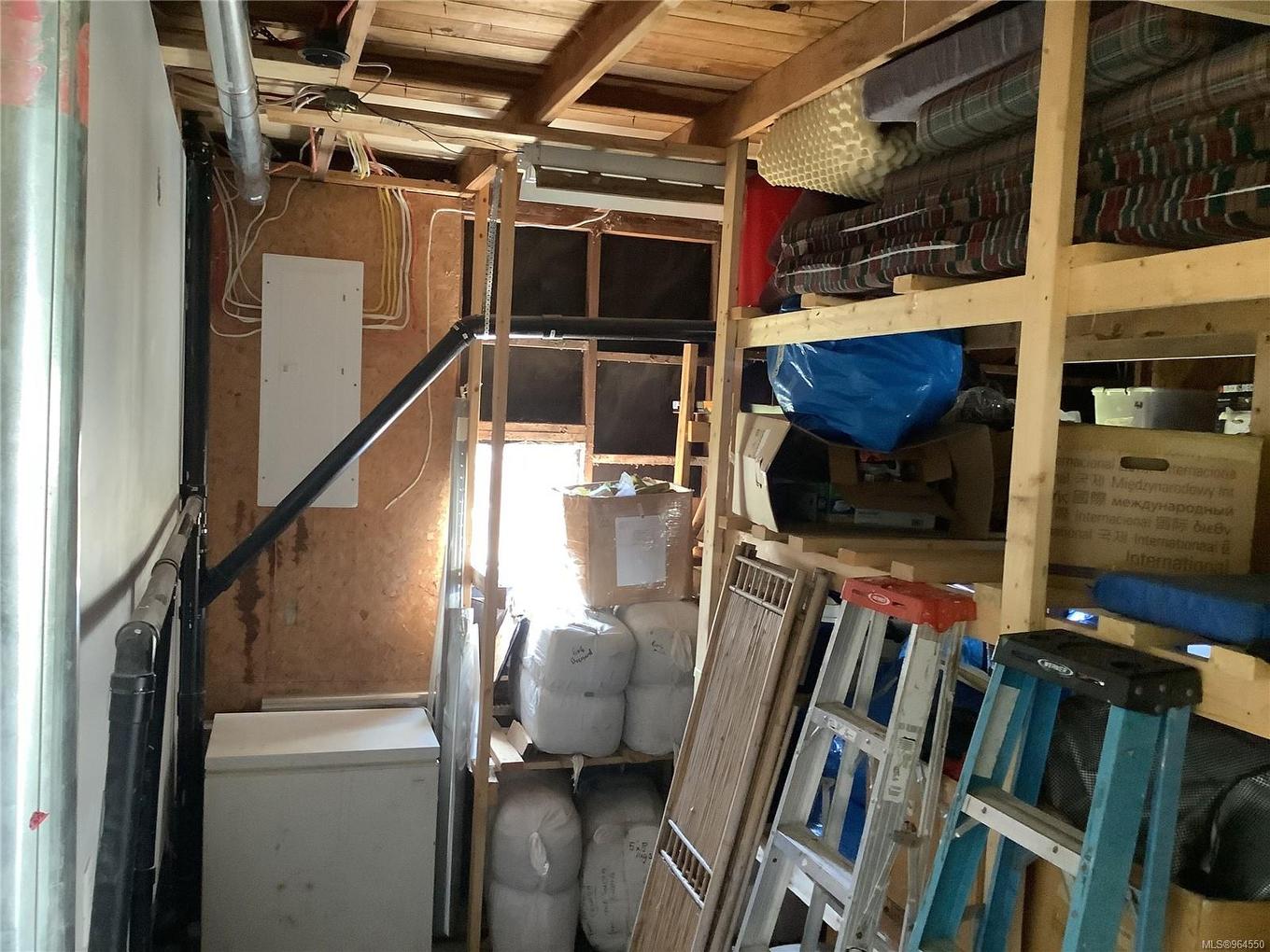 185 1St St, Sointula, BC