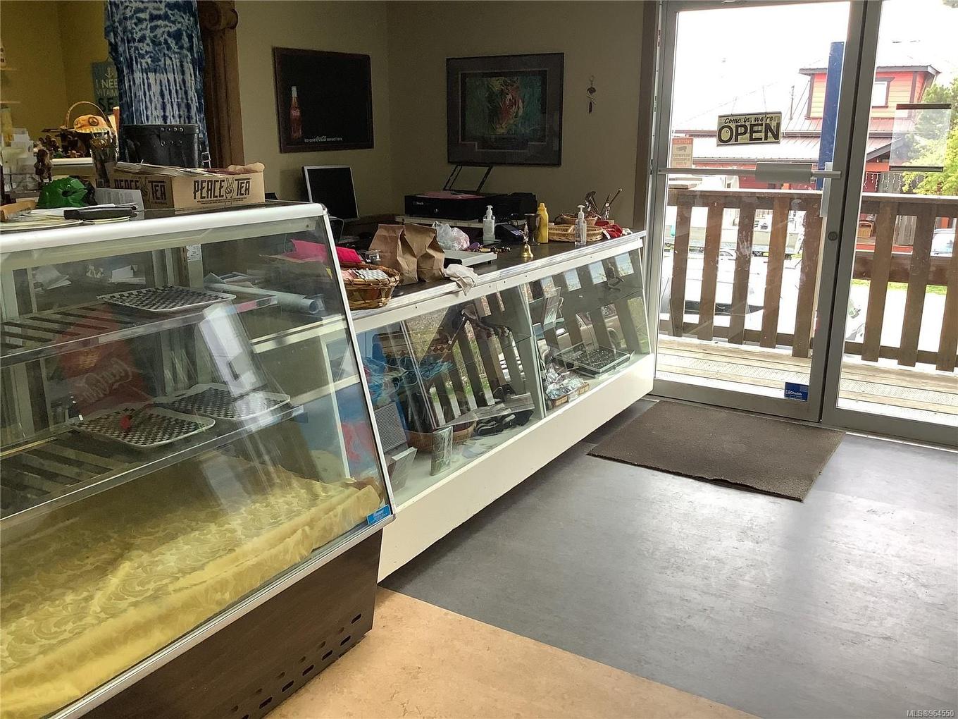 185 1St St, Sointula, BC