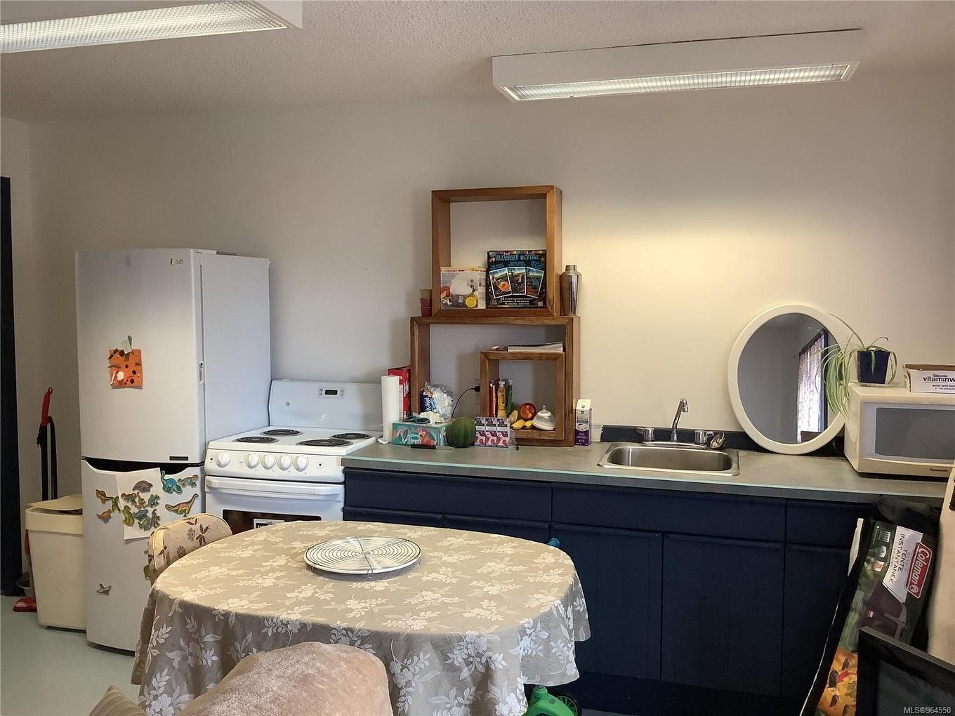 185 1St St, Sointula, BC