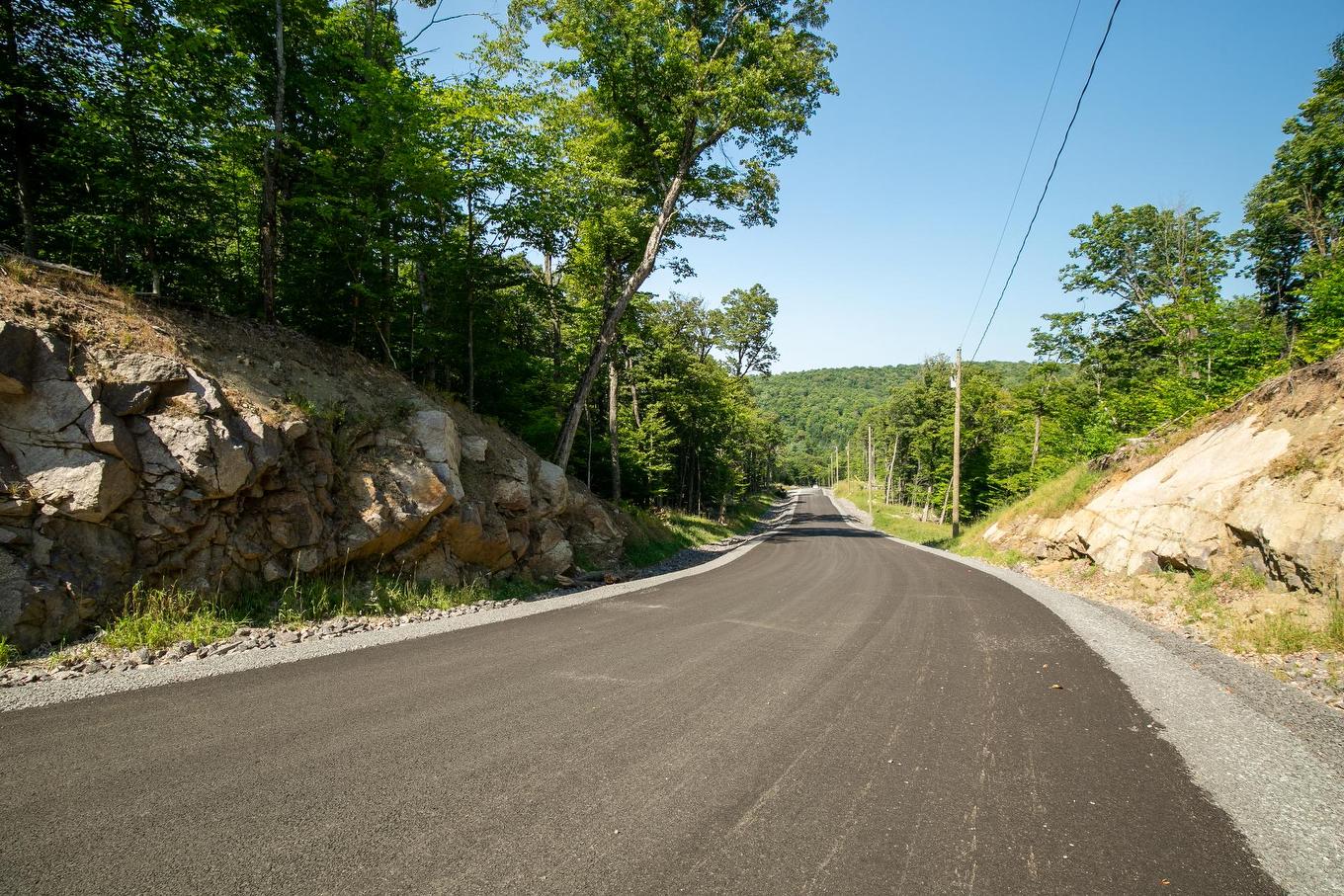 Street - 20E Rue, Saint-Adolphe-D'Howard, QC - Outdoor With View
