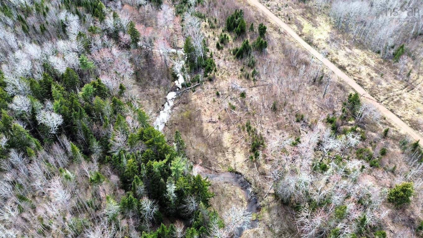 No 321 Highway, Valley Road, NS