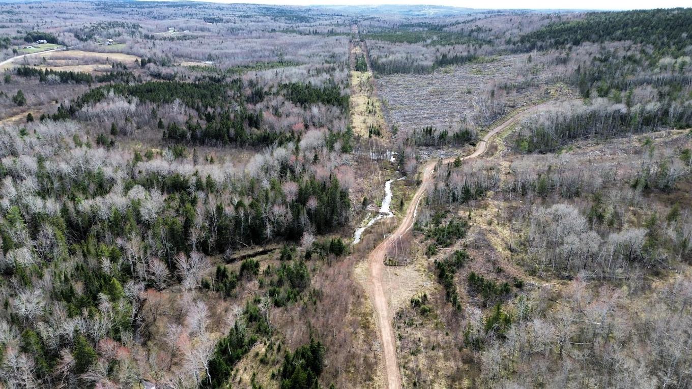 No 321 Highway, Valley Road, NS