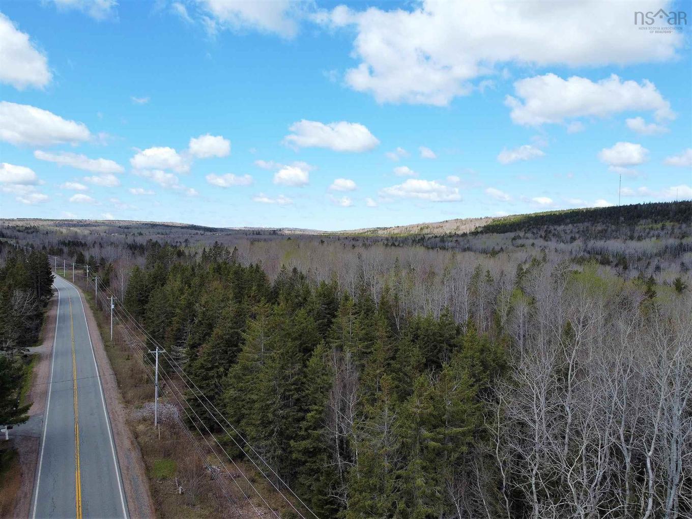 No 321 Highway, Valley Road, NS