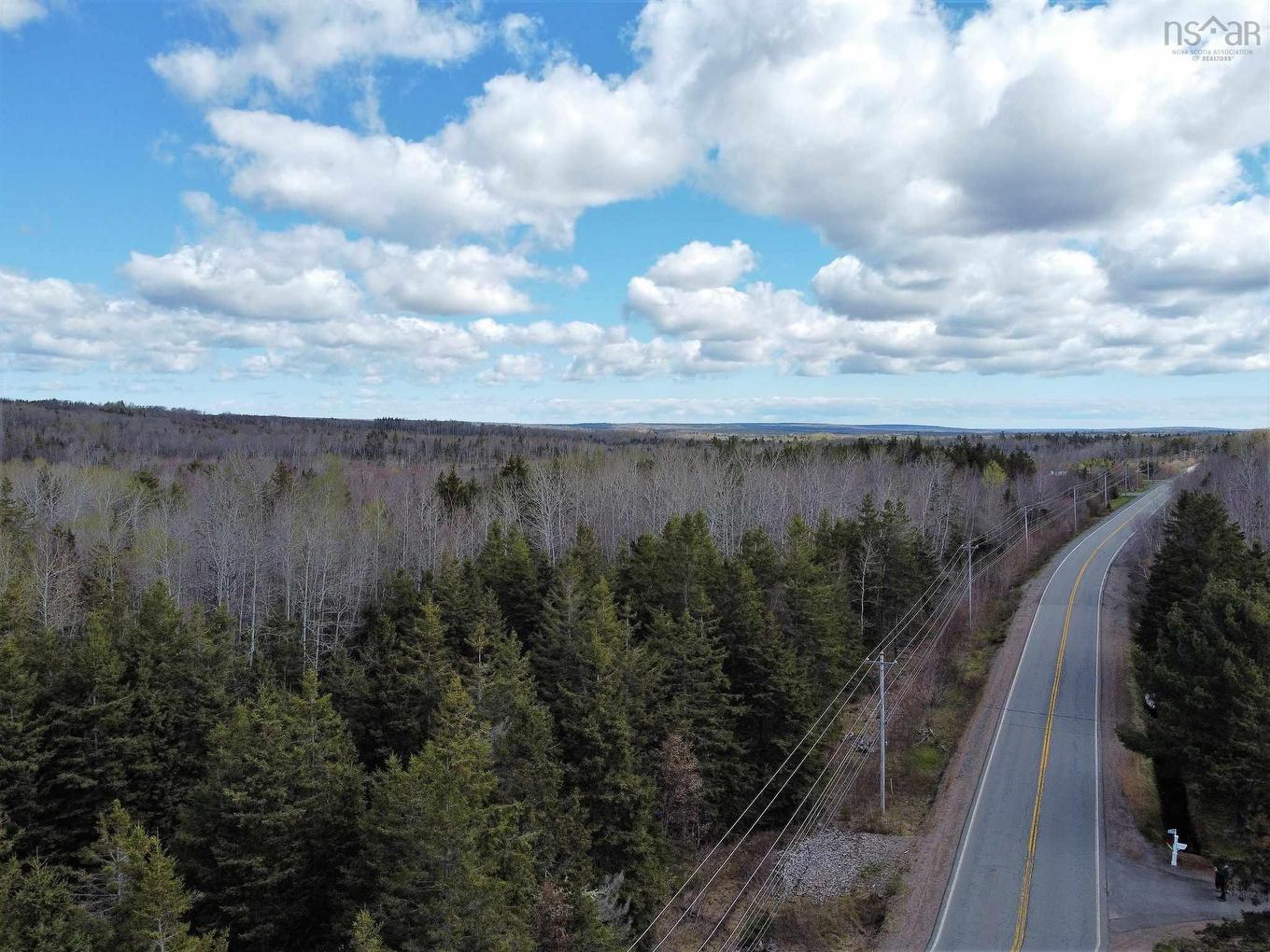 No 321 Highway, Valley Road, NS