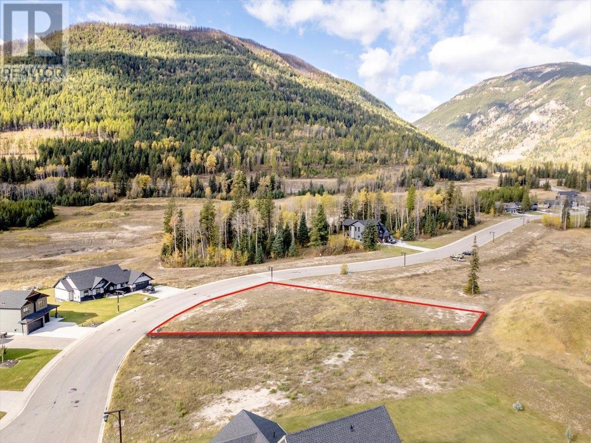 2107 Whiskey Jack Drive, Sparwood, BC