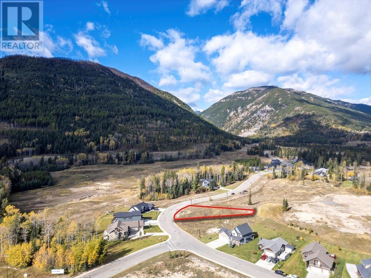 2107 Whiskey Jack Drive, Sparwood, BC