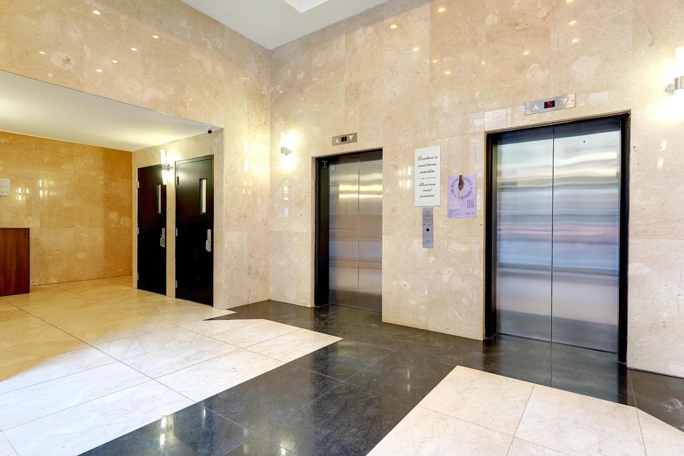 Hall - 804-10 Rue St-Jacques, Montréal (Ville-Marie), QC - Indoor Photo Showing Other Room