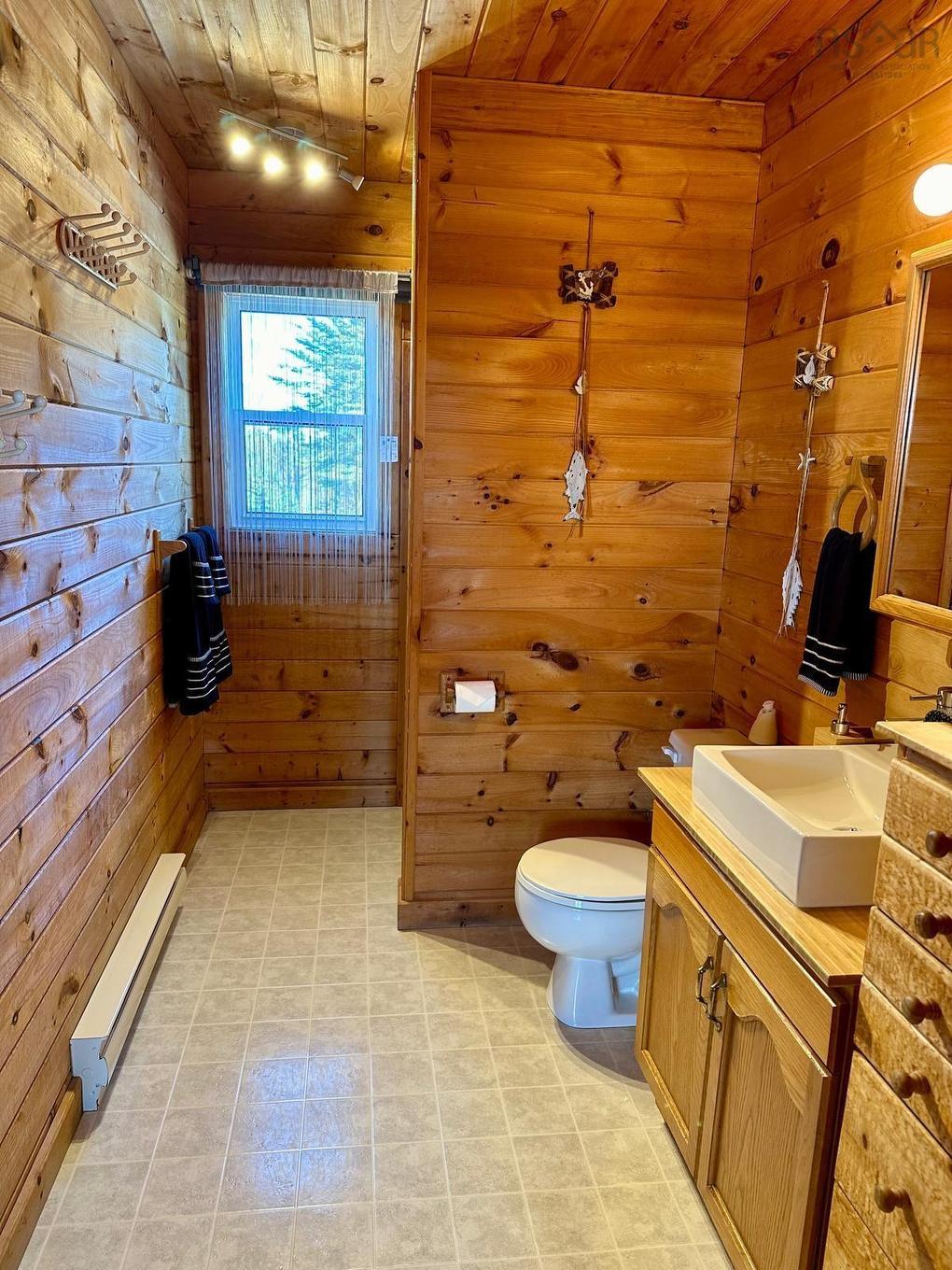 34 Eagle Valley Road, Upper Fox Island, NS