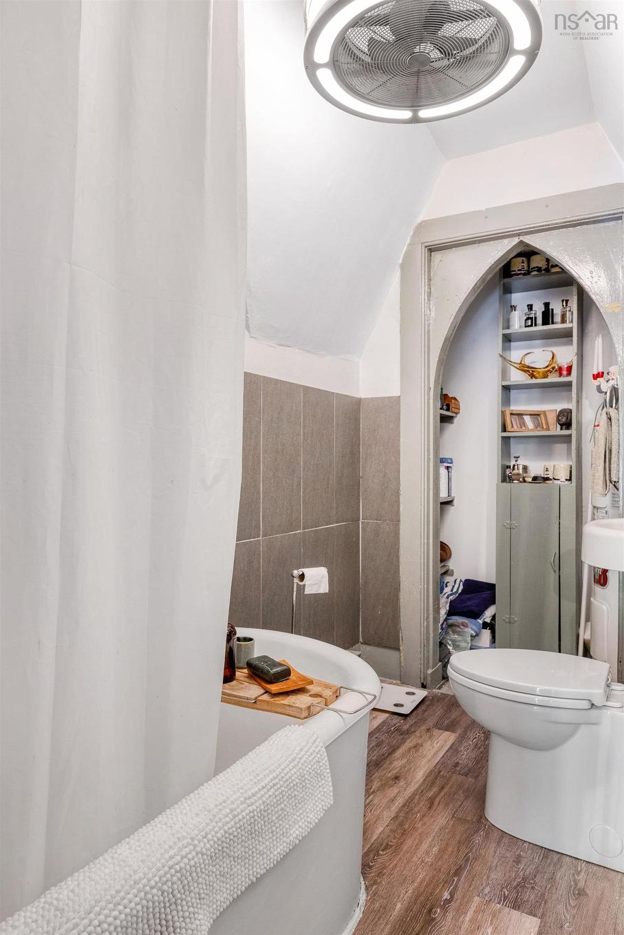 145 Lincoln Street, Lunenburg, NS