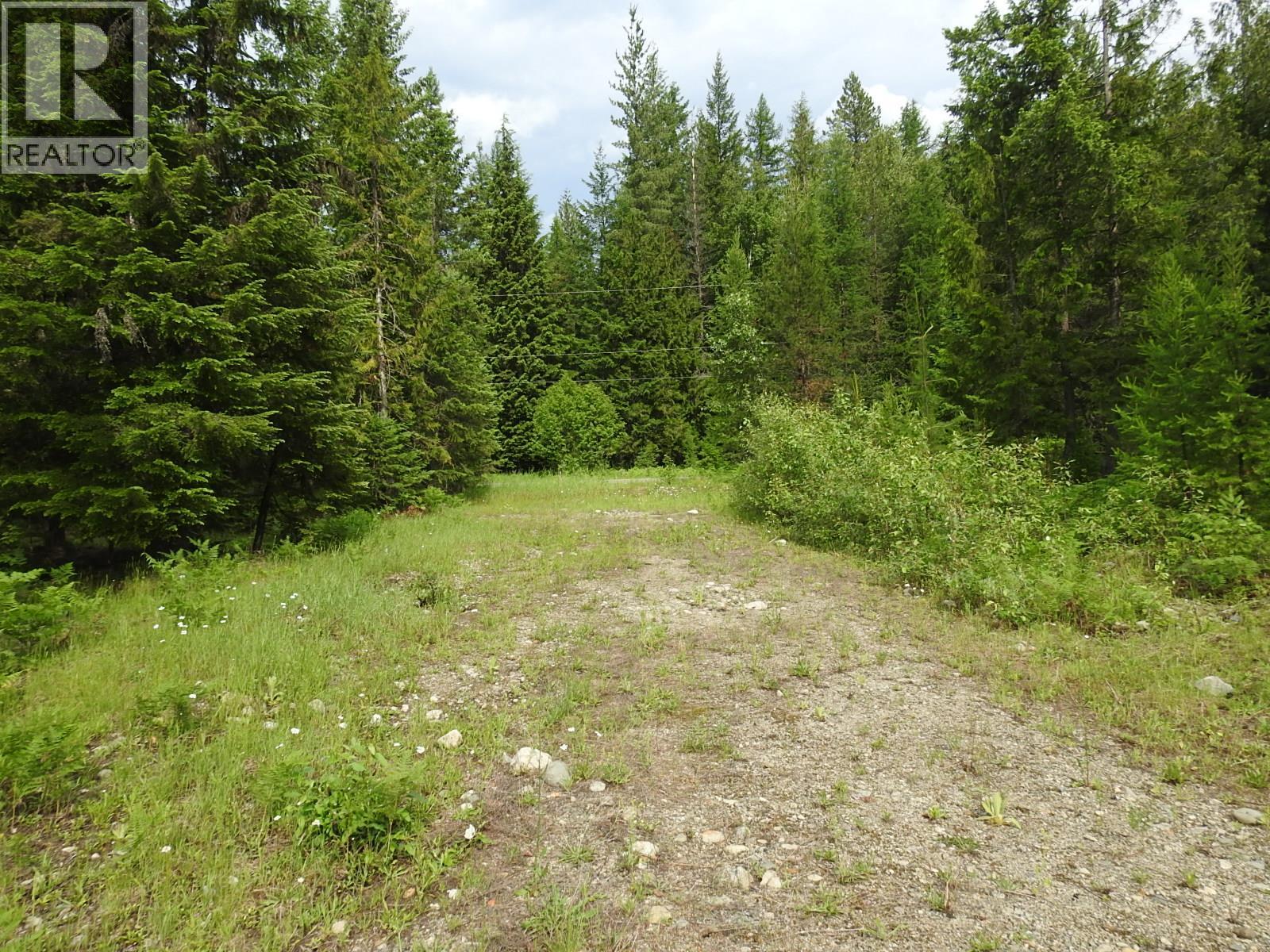 9700 6 Highway, Edgewood, BC