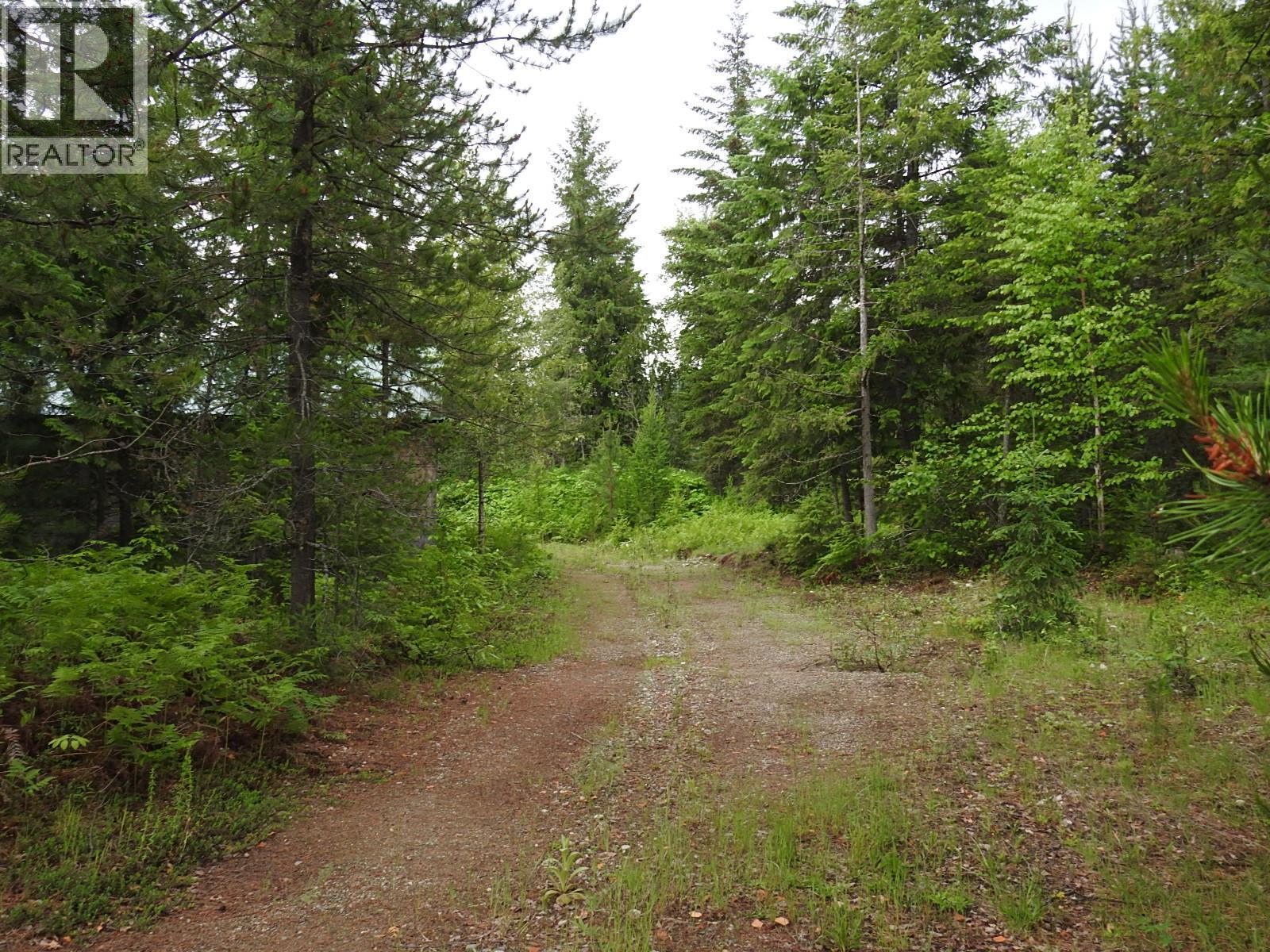 9700 6 Highway, Edgewood, BC