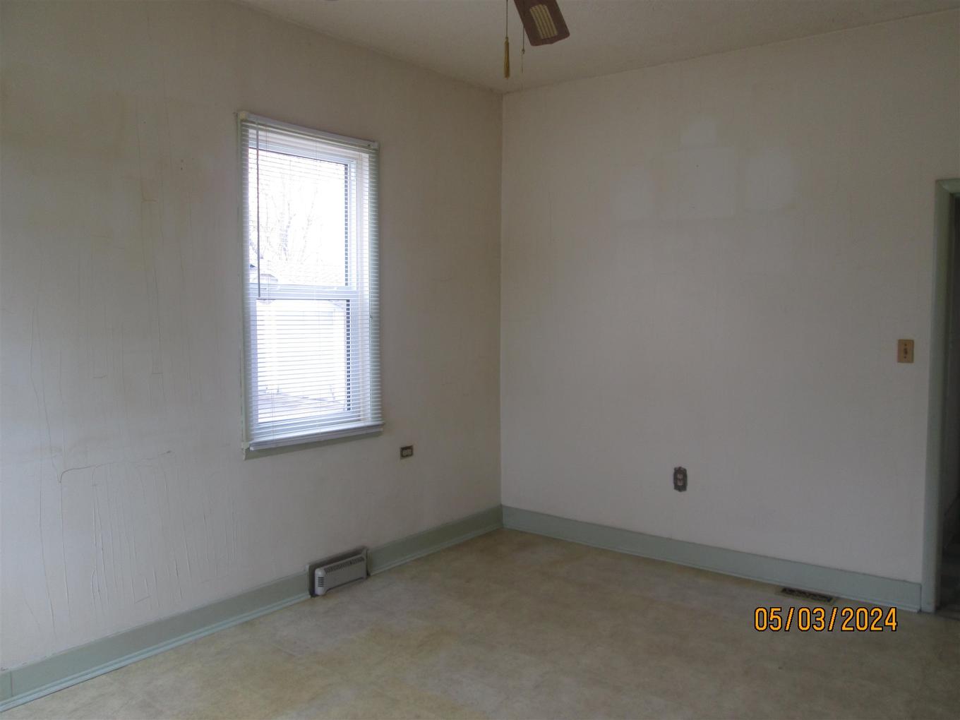 306 Front Street, Ignace, ON - Indoor Photo Showing Other Room