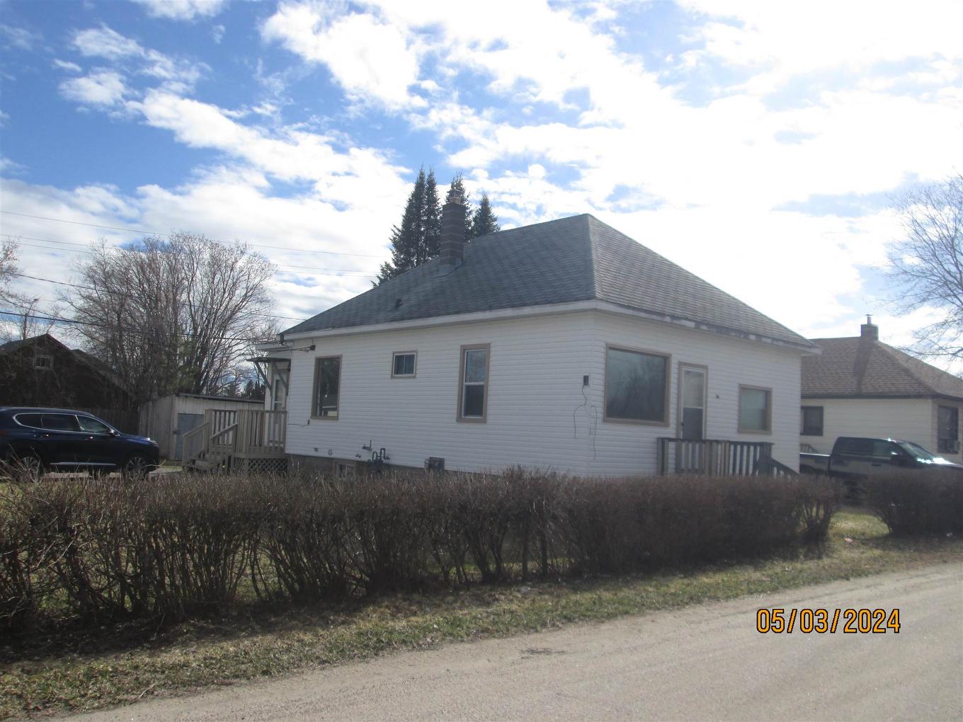 306 Front Street, Ignace, ON - Outdoor