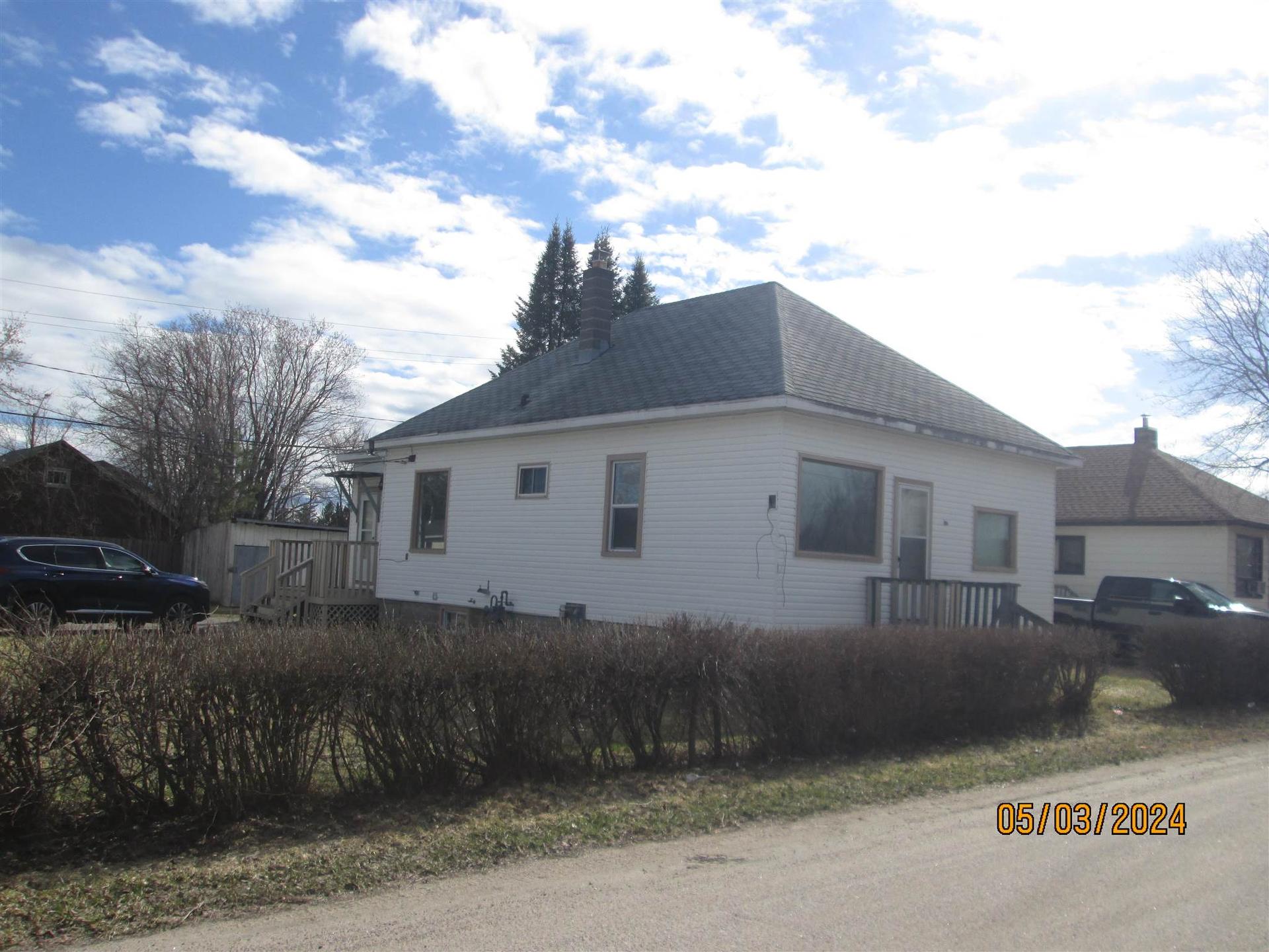 306 Front Street, Ignace, ON - Outdoor