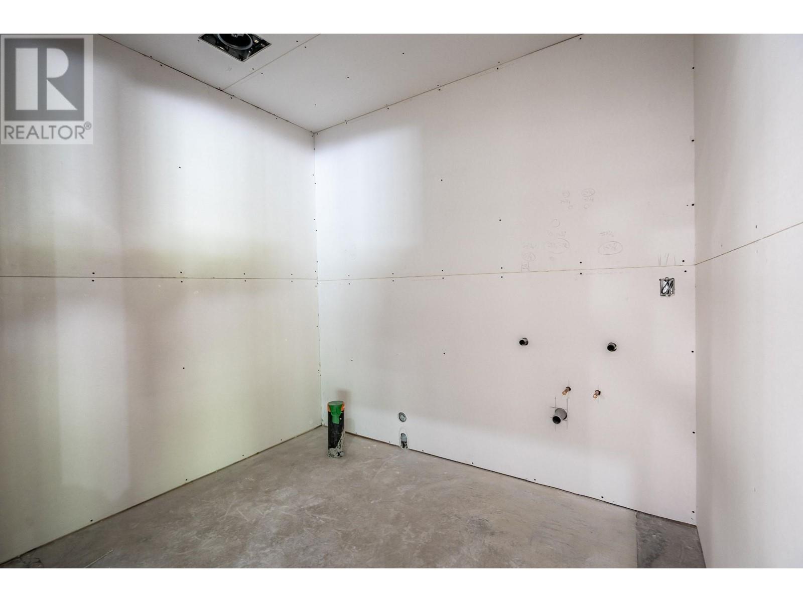 1155 Insight Drive Unit# 6, 7, 8, Nelson, BC