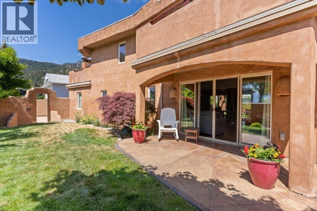 4170 Lake Avenue, Peachland, BC - Outdoor With Deck Patio Veranda