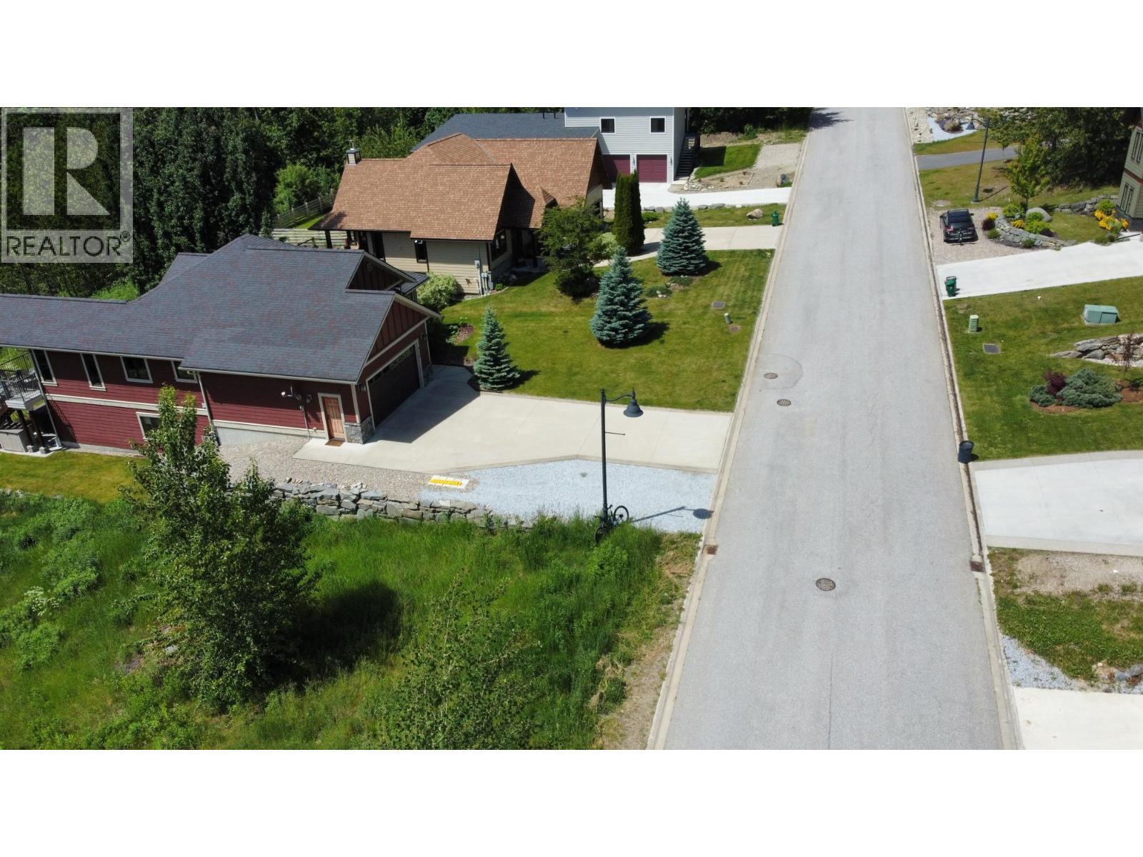 919 Redstone Drive, Rossland, BC