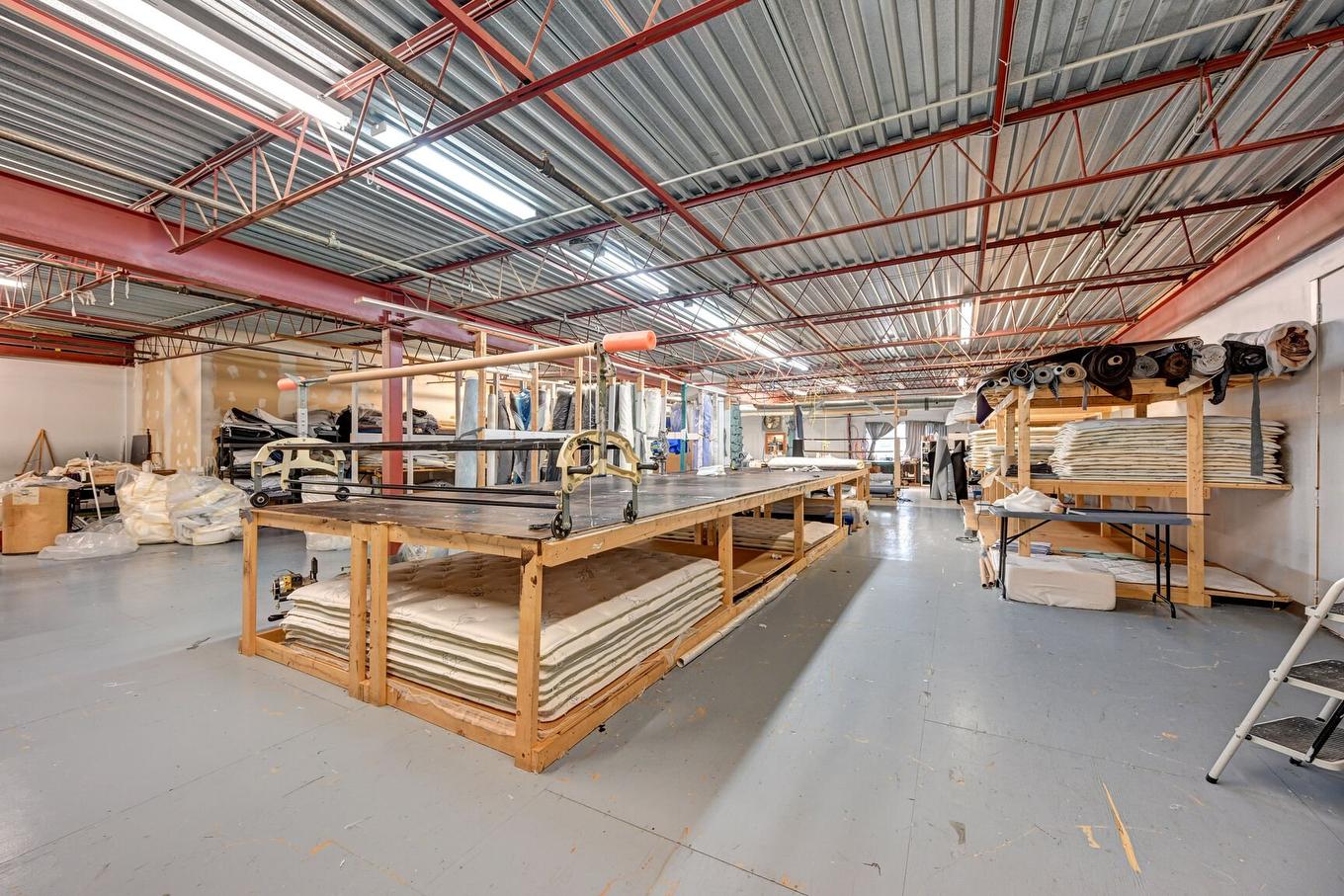 Entrepôt - 405 Boul. Industriel, Saint-Eustache, QC - Indoor