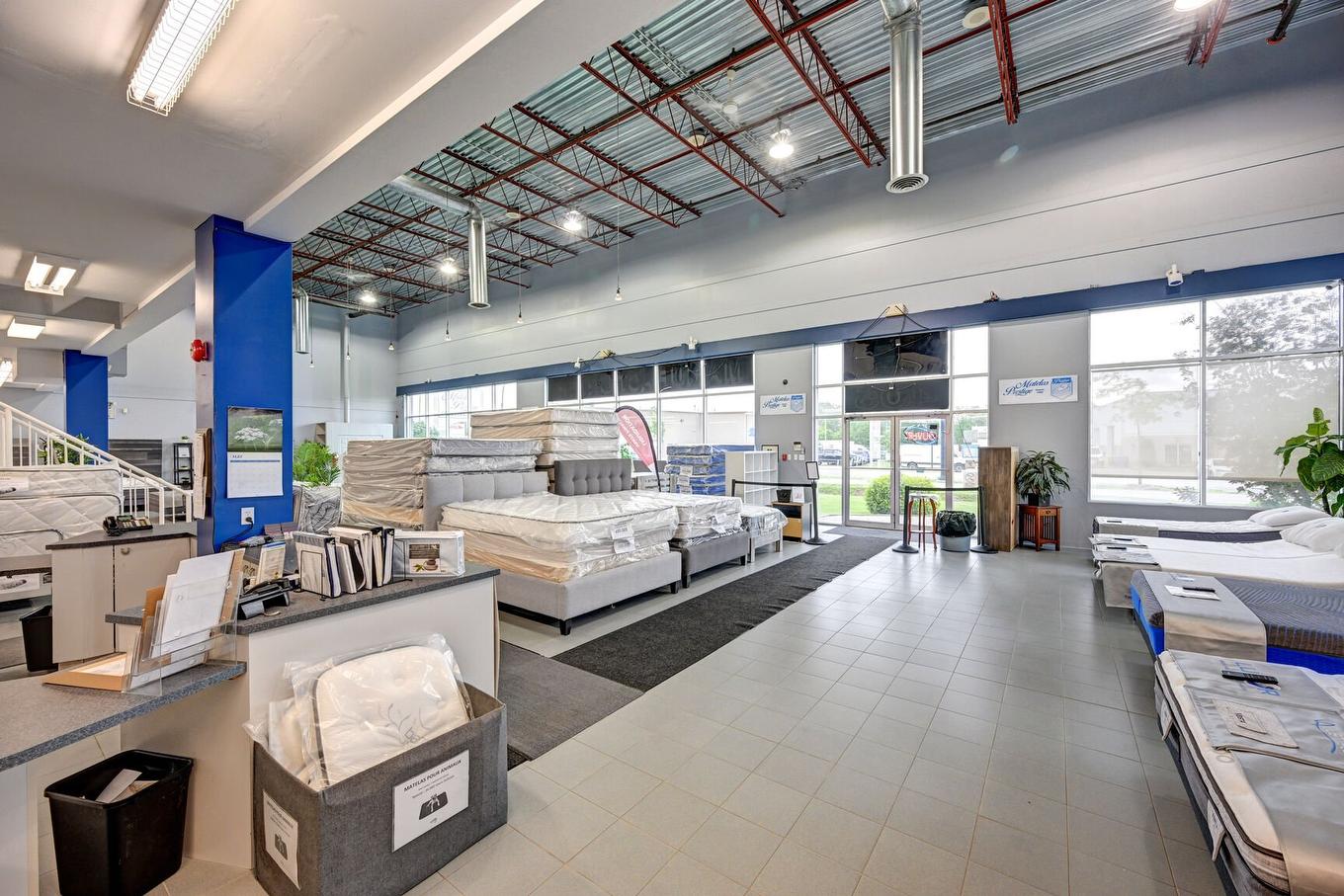 Intérieur - 405 Boul. Industriel, Saint-Eustache, QC - Indoor Photo Showing Other Room