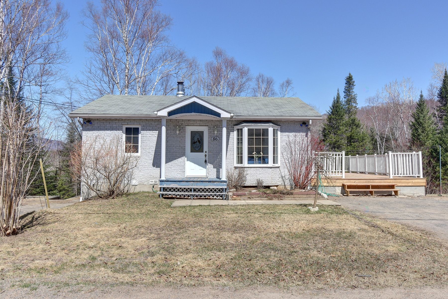 Front of Structure - 86 Imp. Des Mûres, Lac-Supérieur, QC - Outdoor