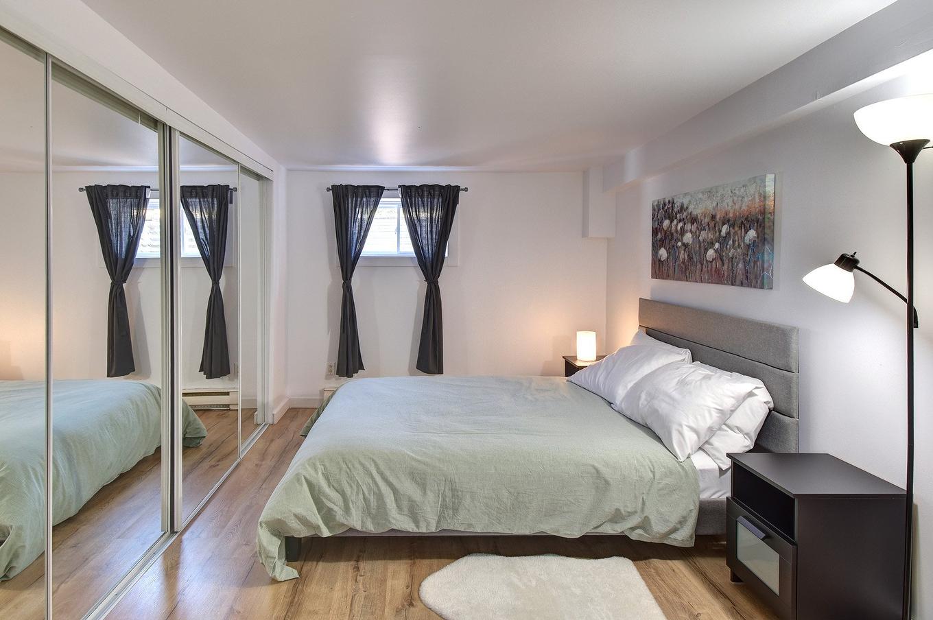 Bedroom - 86 Imp. Des Mûres, Lac-Supérieur, QC - Indoor Photo Showing Bedroom