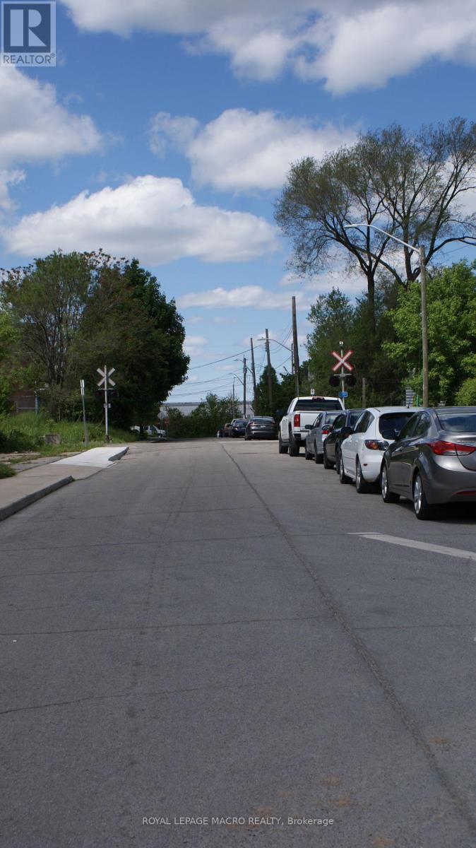 65 Brant Street, Hamilton, ON