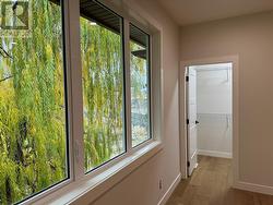 Primary Suite & Walk-in Closet -