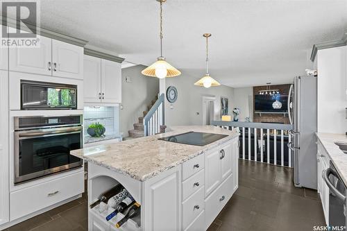 14 Verbeke Court, Saskatoon, SK - Indoor Photo Showing Kitchen With Upgraded Kitchen