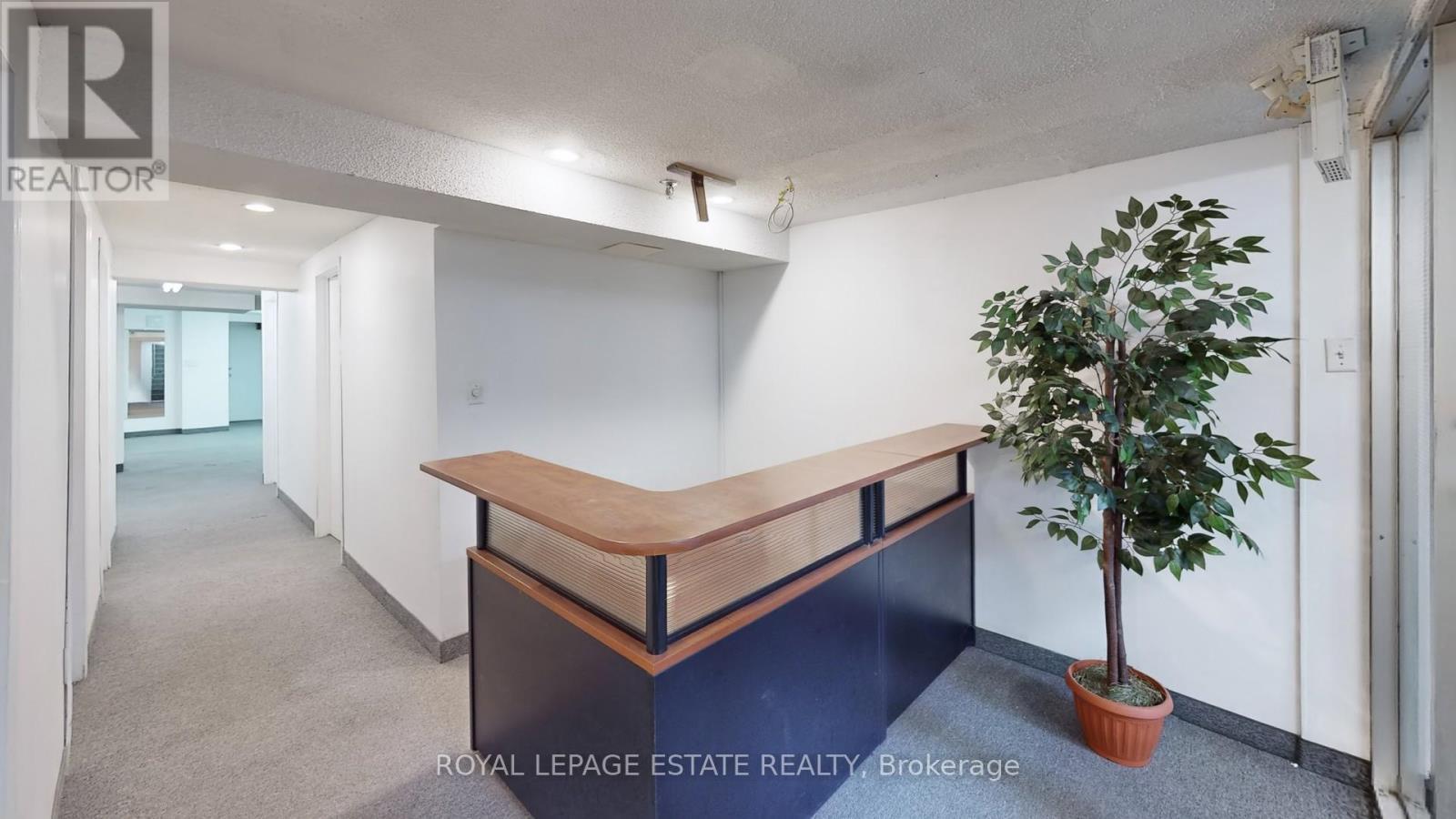 B101 - 2558 Danforth Avenue, Toronto, ON