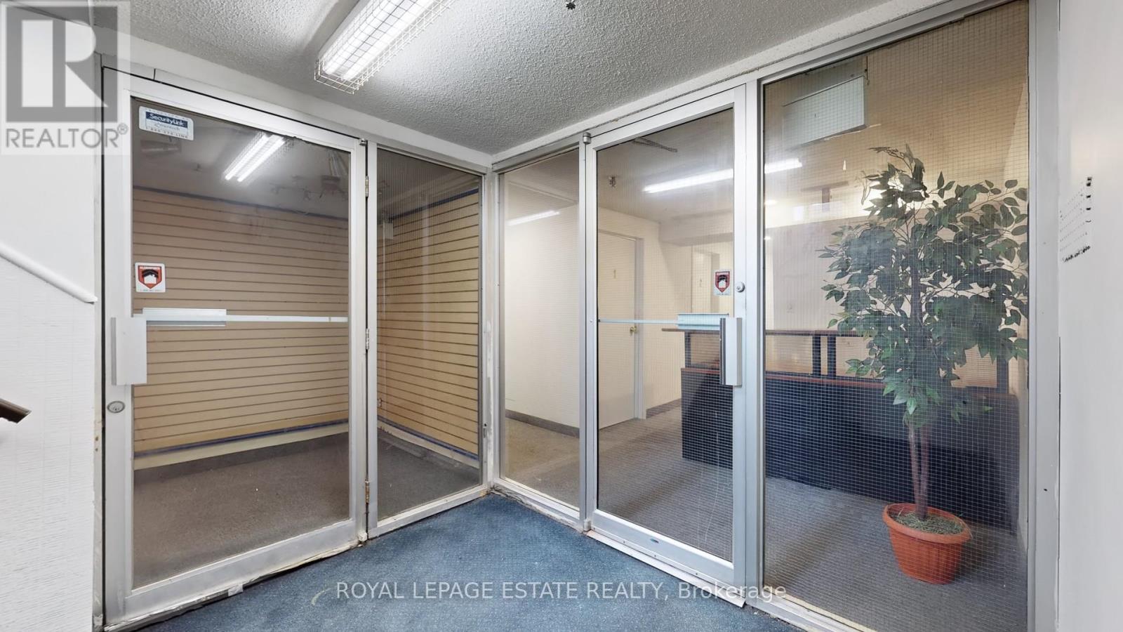 B101 - 2558 Danforth Avenue, Toronto, ON