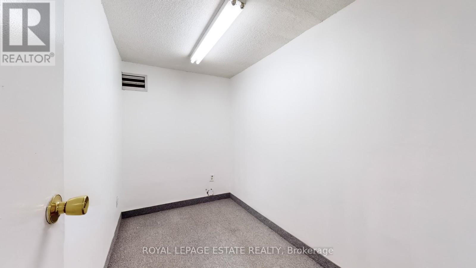 B101 - 2558 Danforth Avenue, Toronto, ON