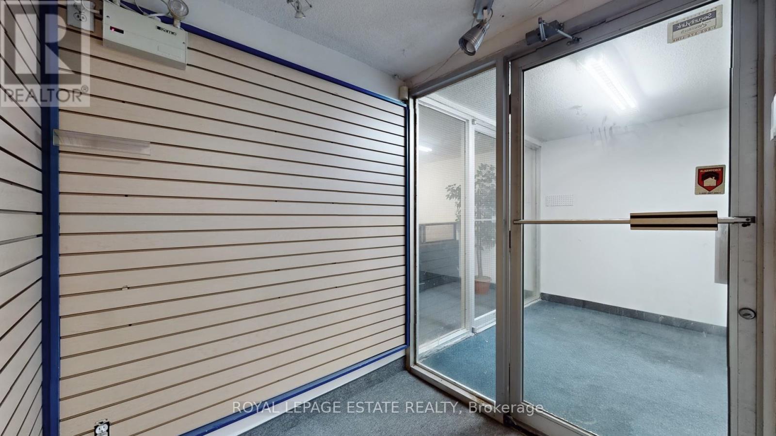 B101 - 2558 Danforth Avenue, Toronto, ON