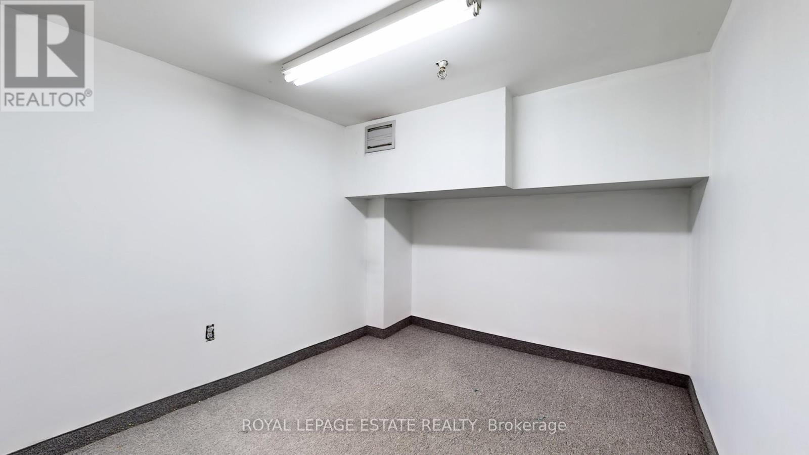 B101 - 2558 Danforth Avenue, Toronto, ON