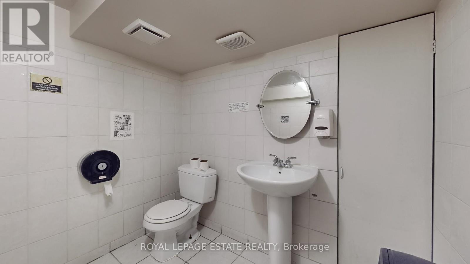 B101 - 2558 Danforth Avenue, Toronto, ON