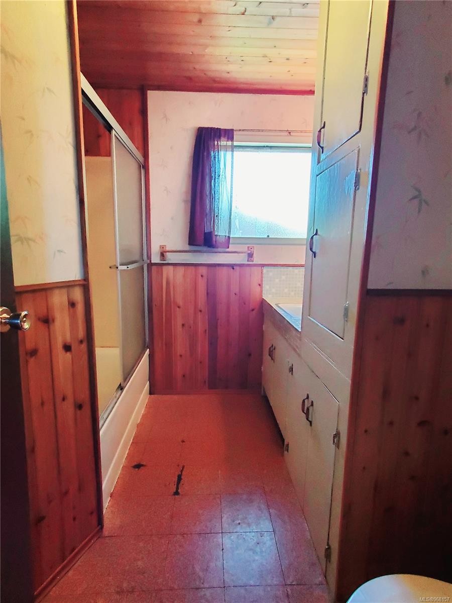 251 Campbell St, Tofino, BC