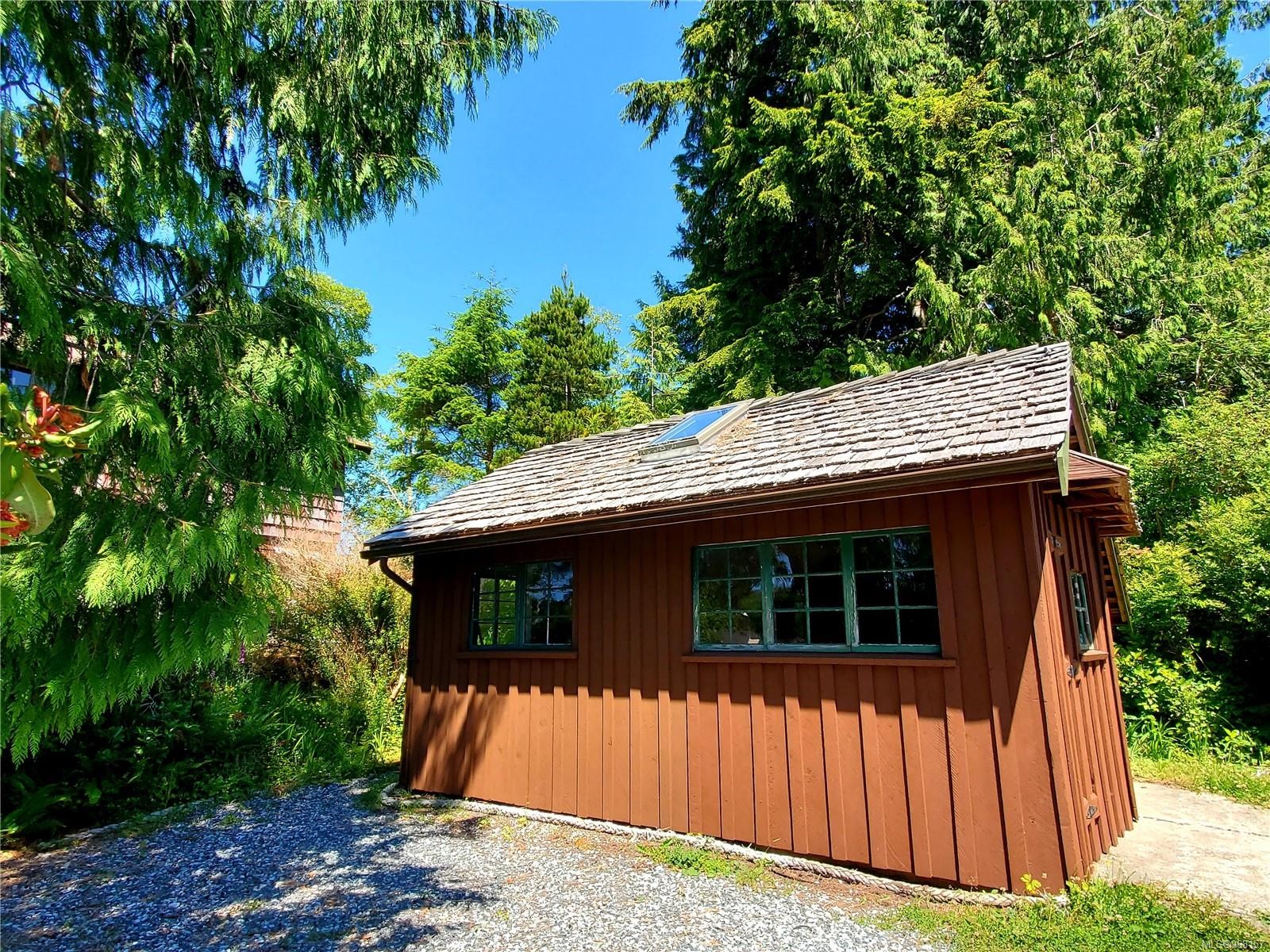 251 Campbell St, Tofino, BC