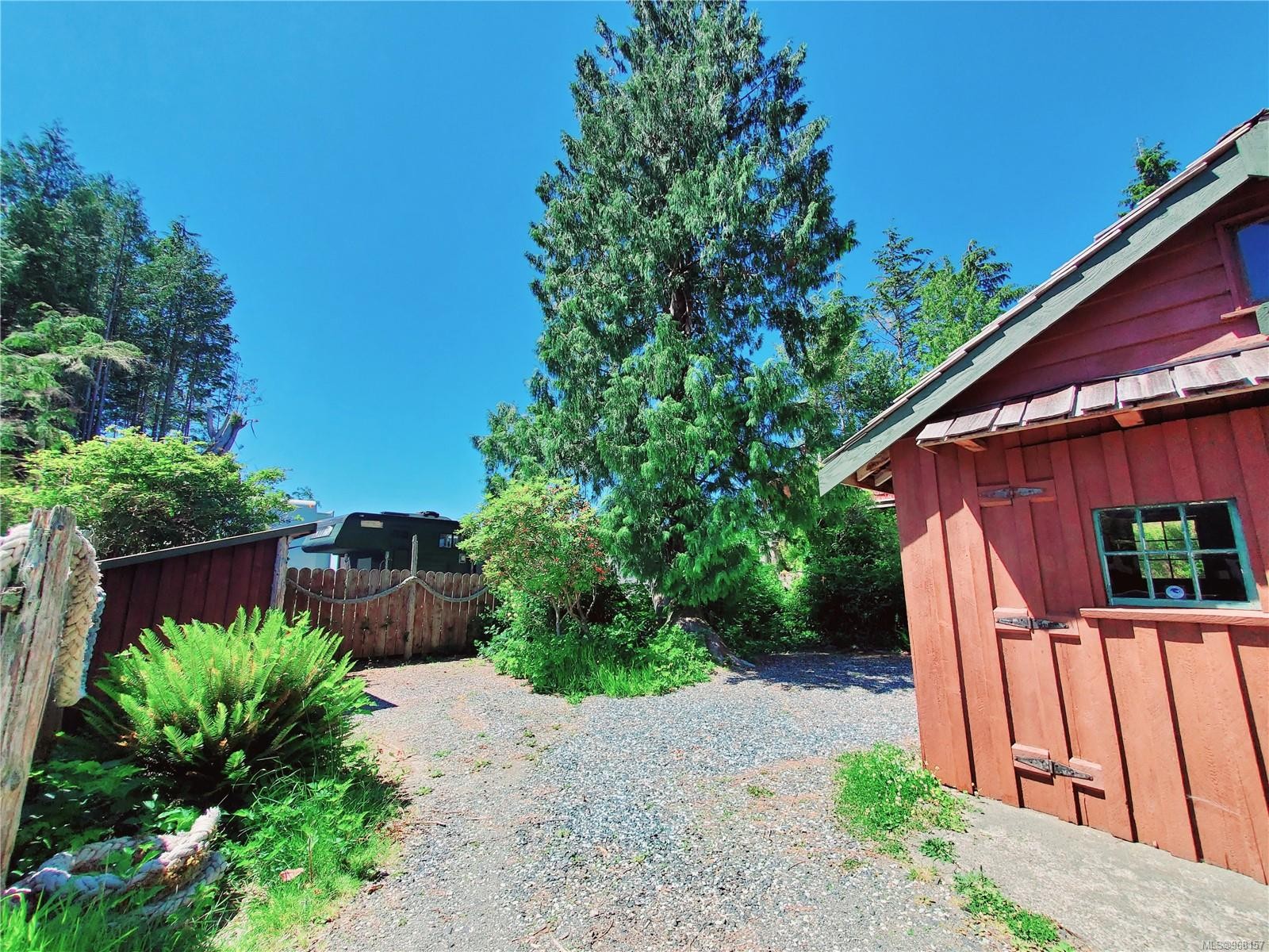 251 Campbell St, Tofino, BC