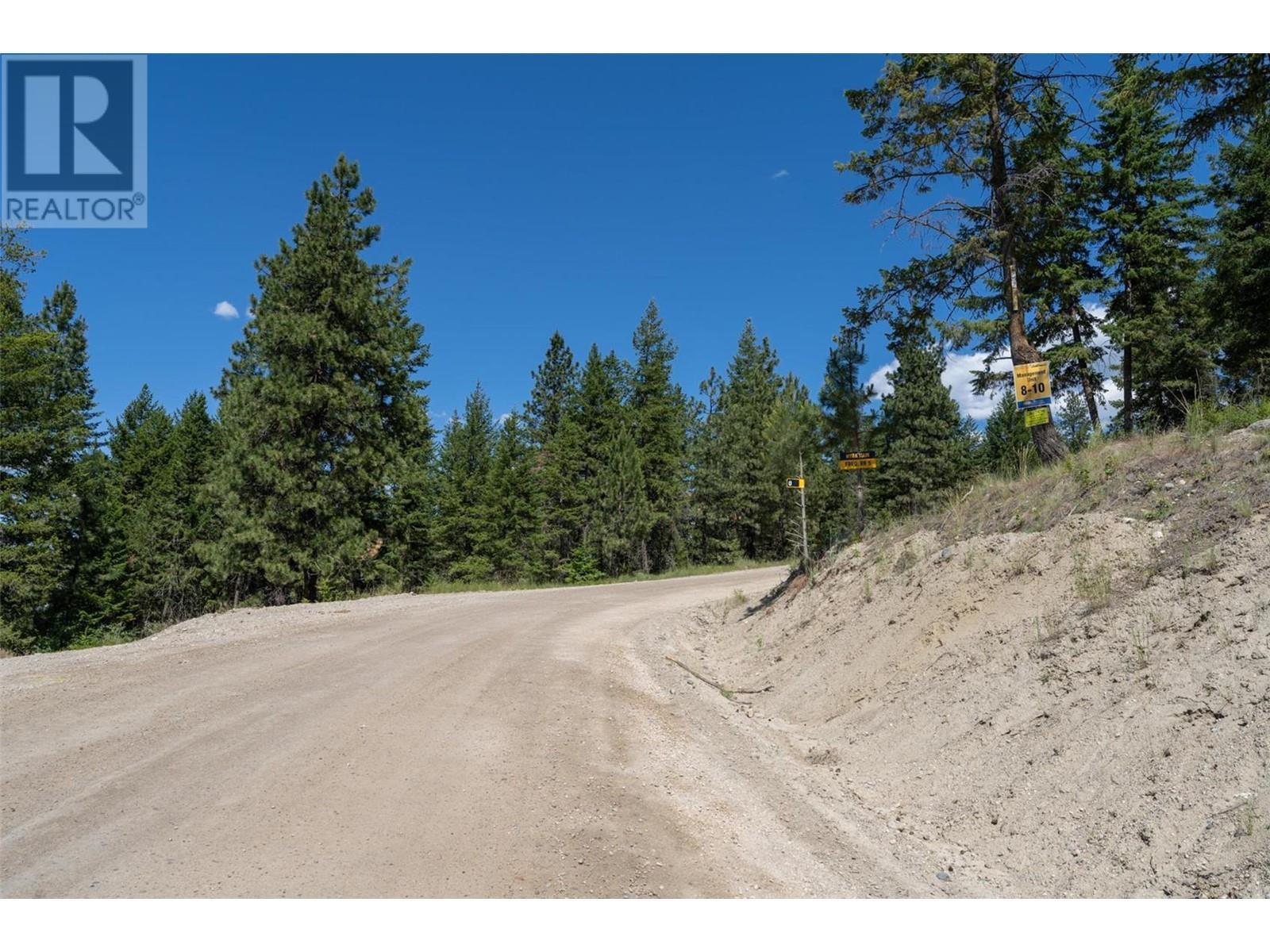 5401-5403 Mcculloch Road, Kelowna, BC