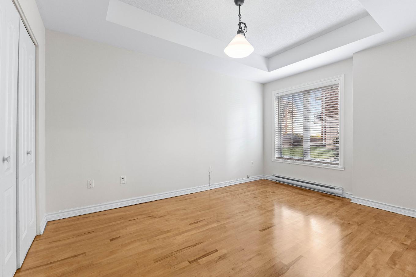 Bedroom - 101-3075 Av. Ernest-Hemingway, Montréal (Saint-Laurent), QC - Indoor Photo Showing Other Room