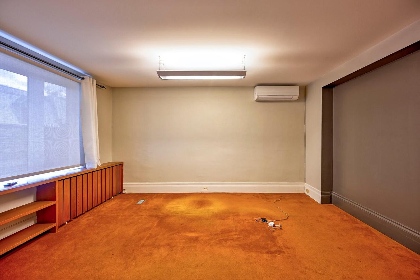 Interior - 183 Rue St-Eustache, Saint-Eustache, QC - Indoor Photo Showing Other Room