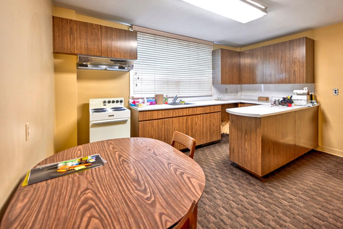 Interior - 183 Rue St-Eustache, Saint-Eustache, QC - Indoor Photo Showing Kitchen