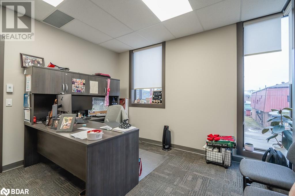 100 Colborne Street W, Orillia, ON