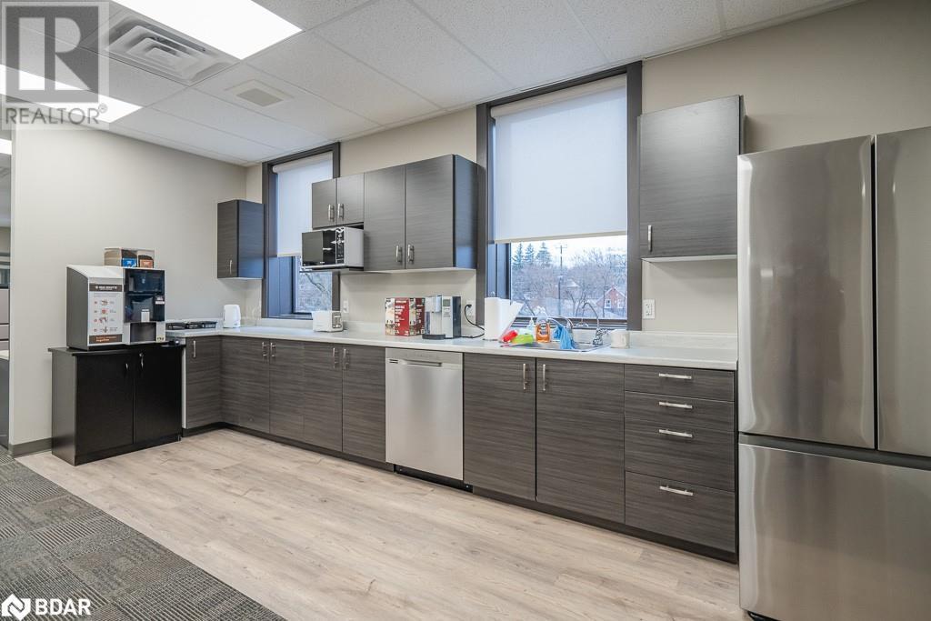 100 Colborne Street W, Orillia, ON