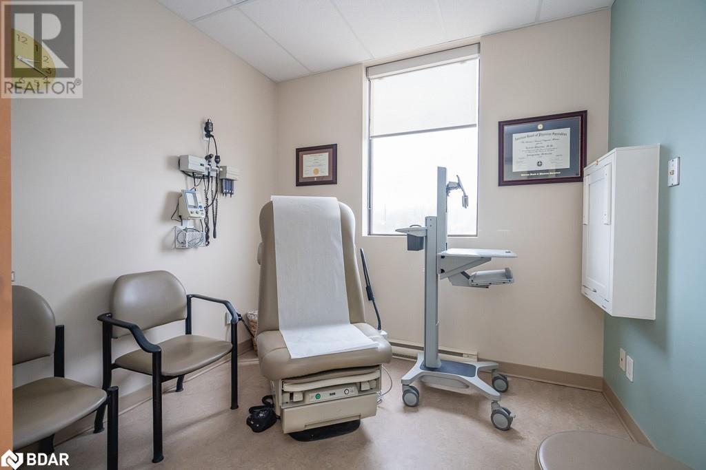 100 Colborne Street W, Orillia, ON