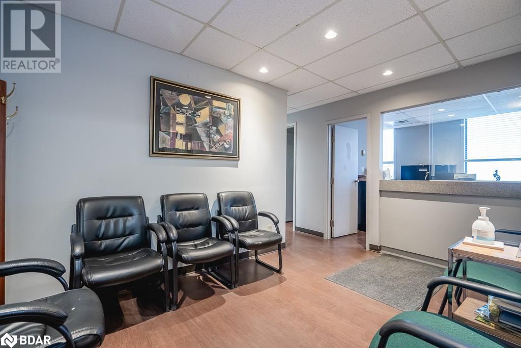 100 Colborne Street W, Orillia, ON