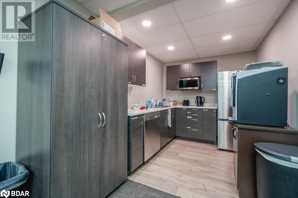 100 Colborne Street W, Orillia, ON