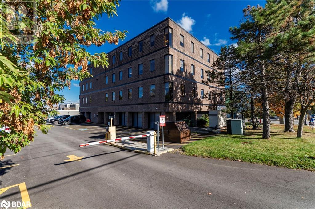 100 Colborne Street W, Orillia, ON