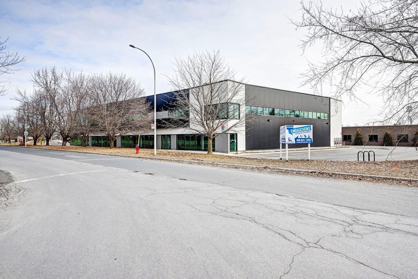 Façade - 100 Boul. Du Fort-St-Louis, Boucherville, QC - Outdoor