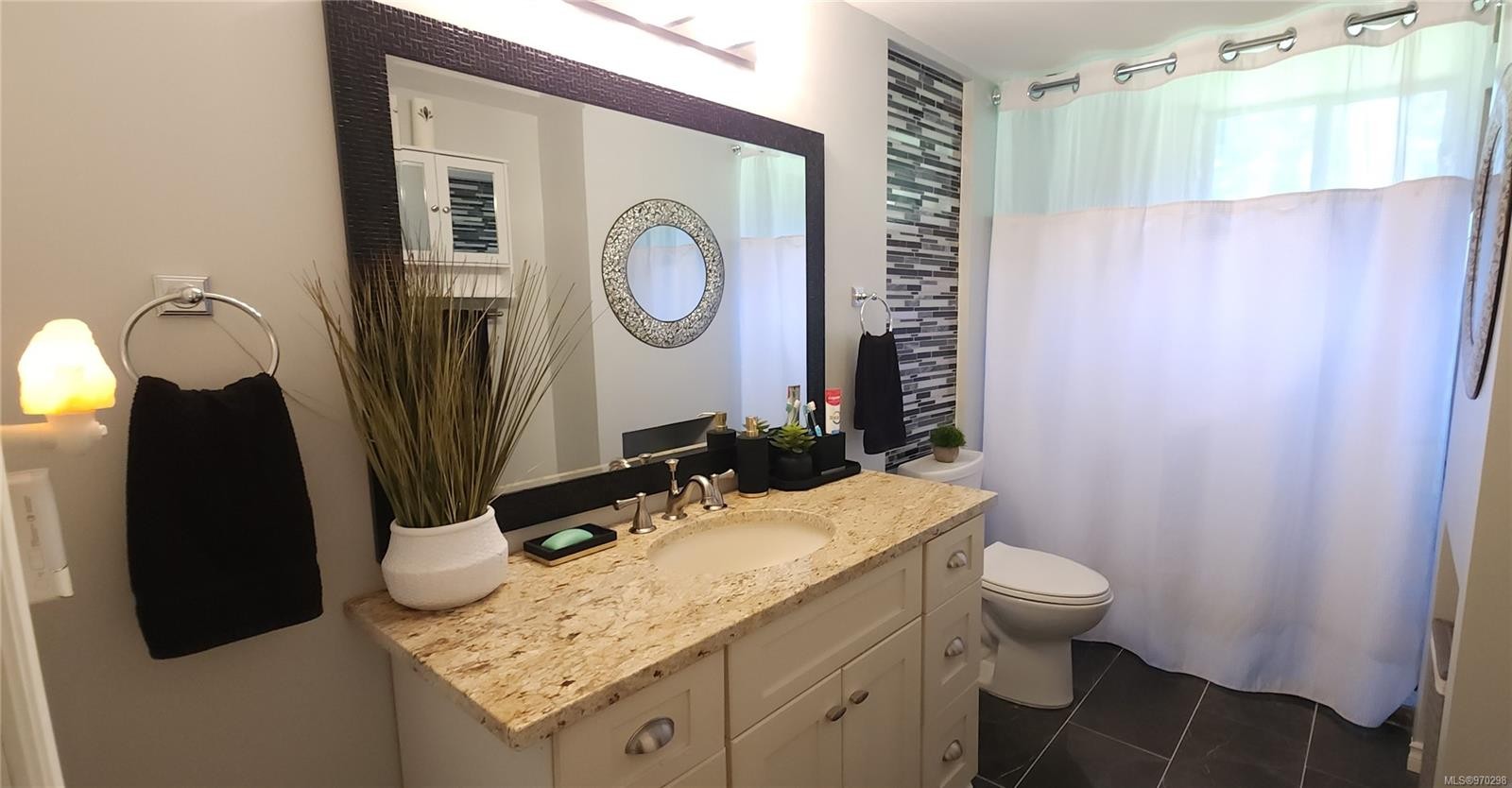 973 Island Hwy, Sayward, BC