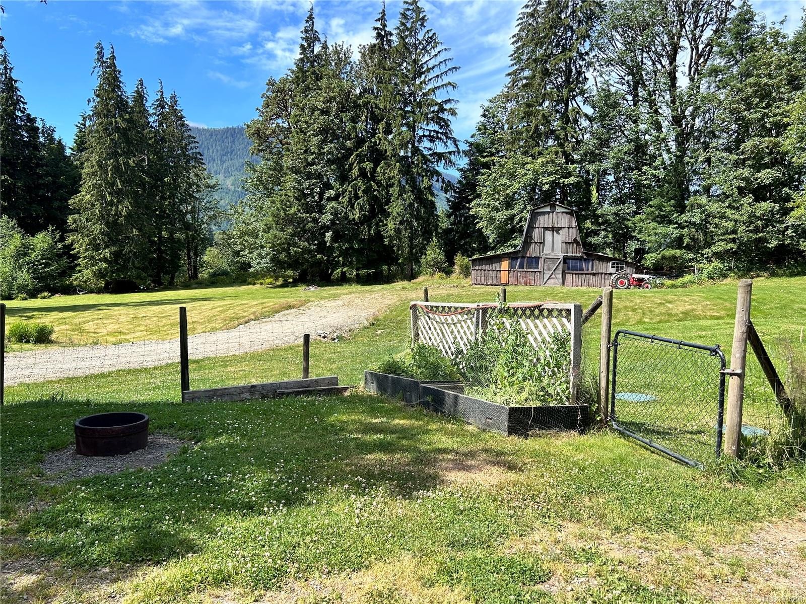 973 Island Hwy, Sayward, BC